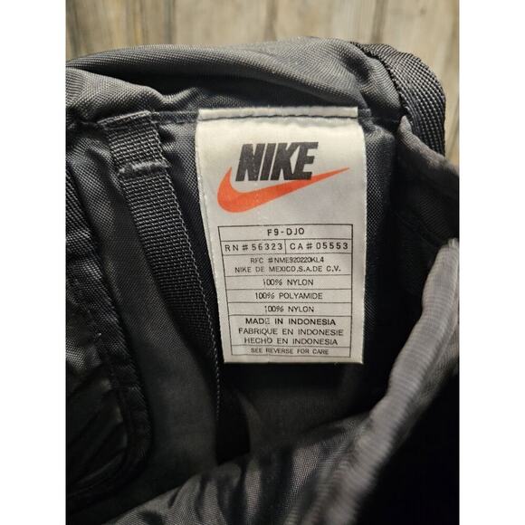 VTG Vintage Nike Crossbody Laptop Messenger Bag Teal Black Backpack Y2K - Picture 9 of 9
